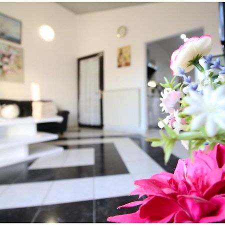 Mikelin Apartment Primošten Екстериор снимка