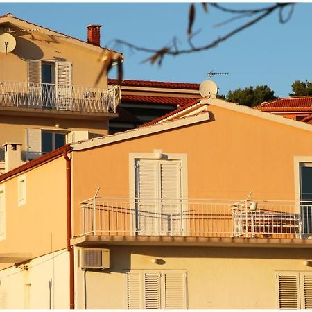 Mikelin Apartment Primošten Екстериор снимка